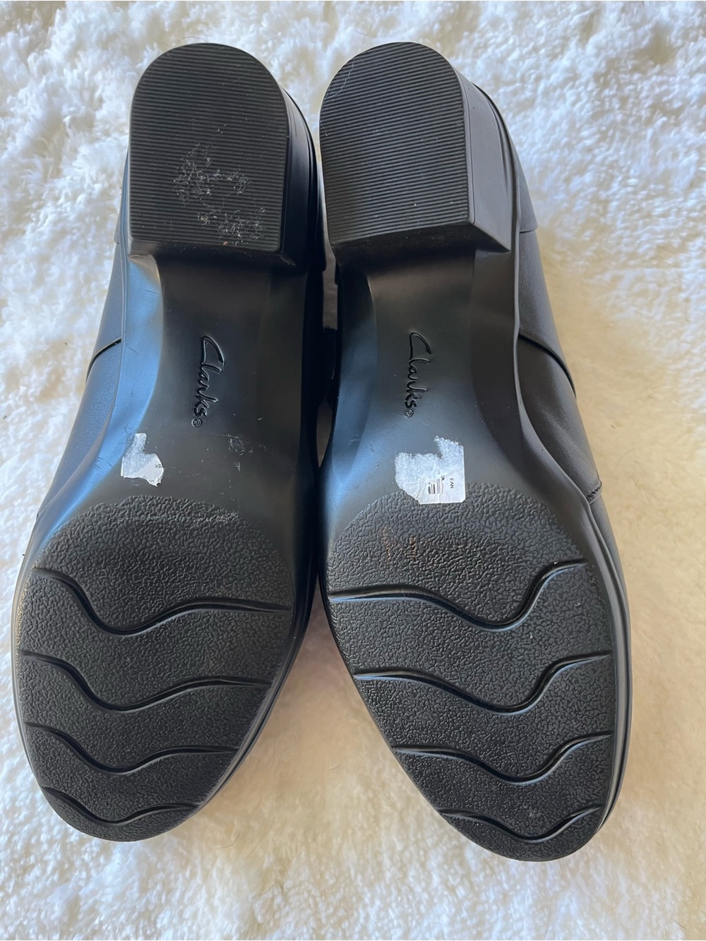 Clarks Black Mary Jane Block Heel Pumps - Picture 4 of 4
